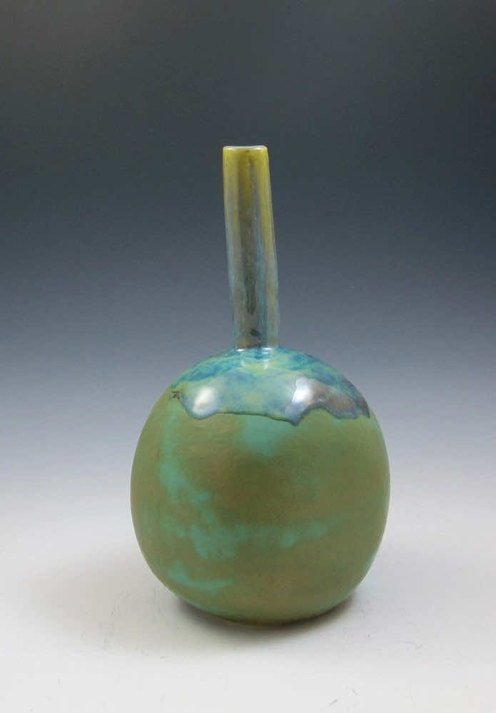 Mary Ellen Taylor, Green Vase, ceramics